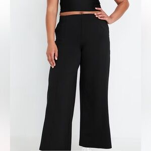 Old Navy High-Waisted PowerSoft Trouser Pants in color Black Jack size large.